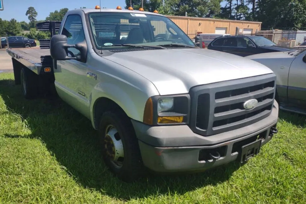 2006 Ford F-350 photo 1