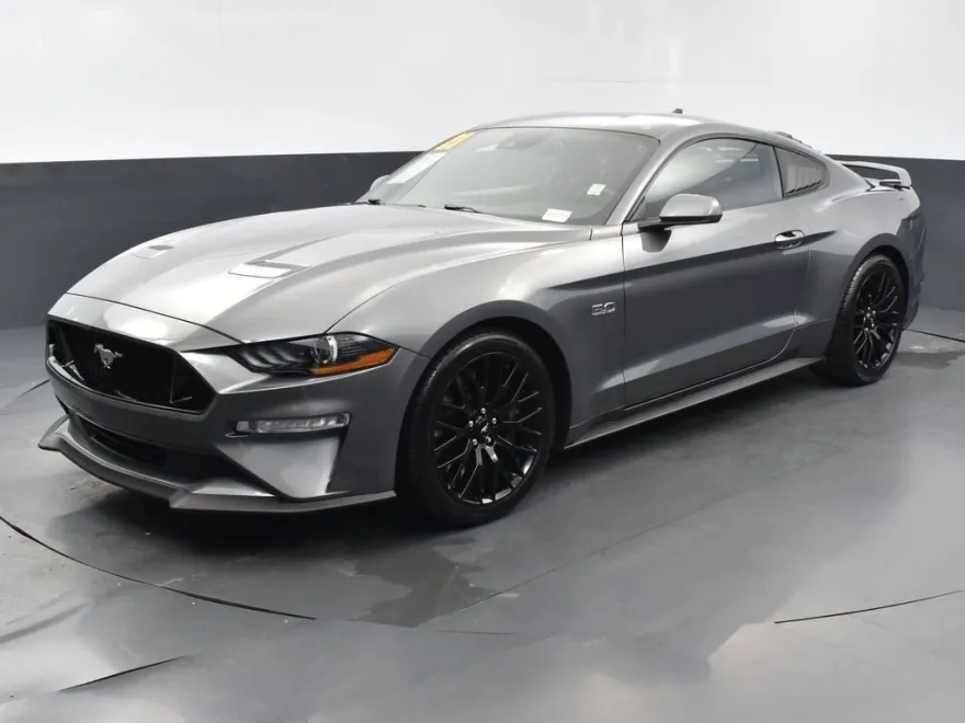 2021 Ford Mustang GT photo 1