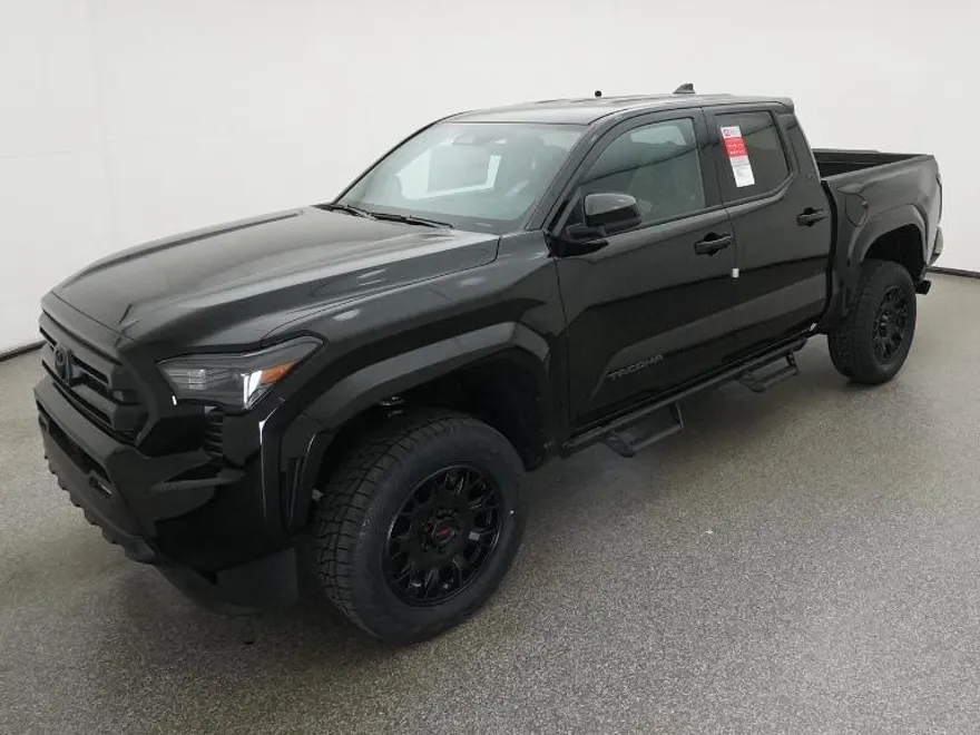 2025 Toyota Tacoma SR5 4x4 Double Cab photo 1