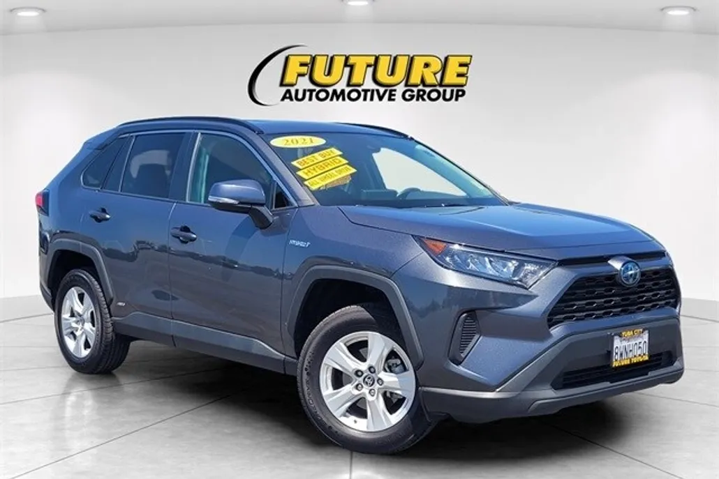 2021 Toyota RAV4 Hybrid LE photo 1
