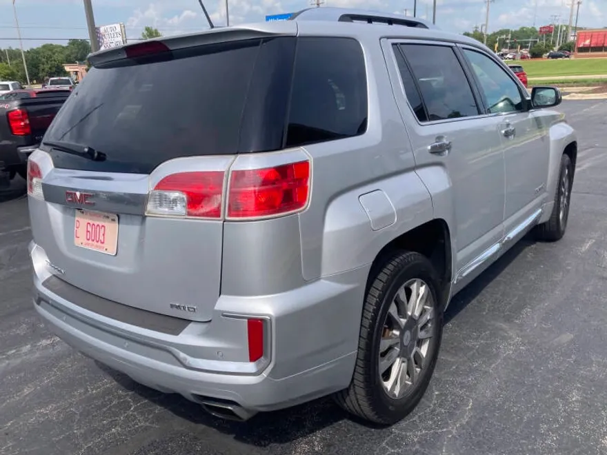 2017 Gmc Terrain Denali photo 1