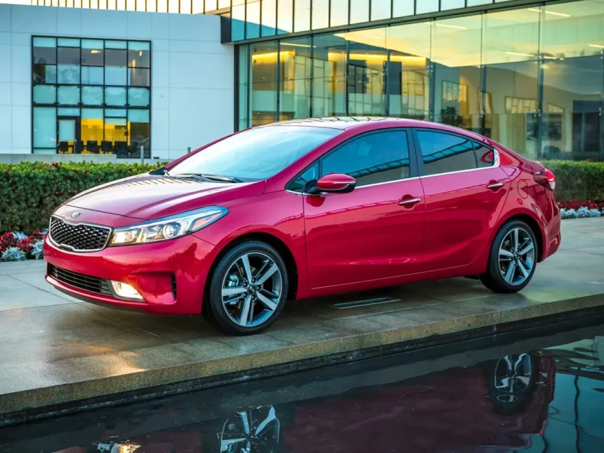 2017 Kia Forte LX Base photo 1