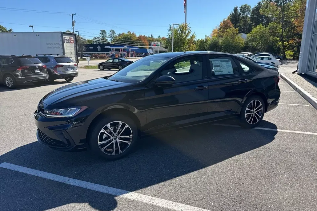 2026 Volkswagen Jetta 1.5T Sport photo 1