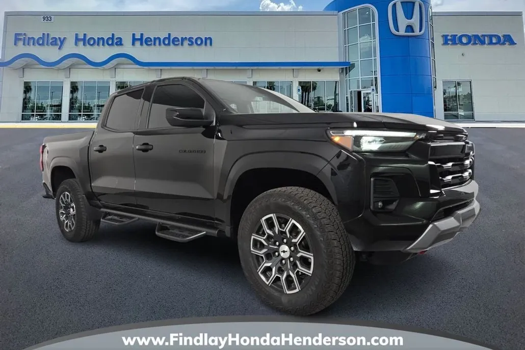 2023 Chevrolet Colorado Z71 photo 1