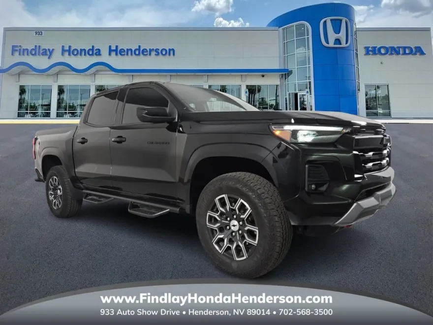 2023 Chevrolet Colorado Z71 photo 1