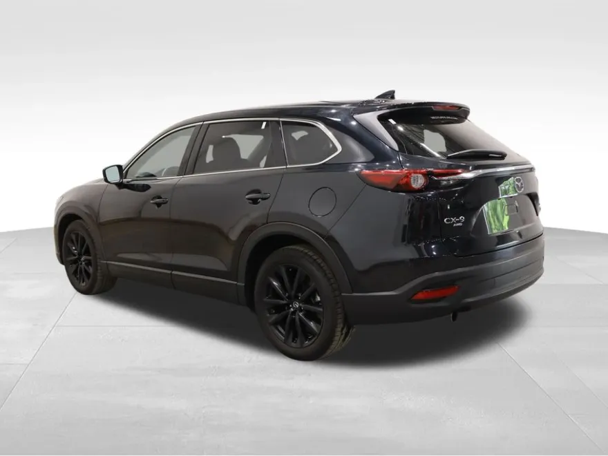 2023 Mazda CX-9 Touring photo 3