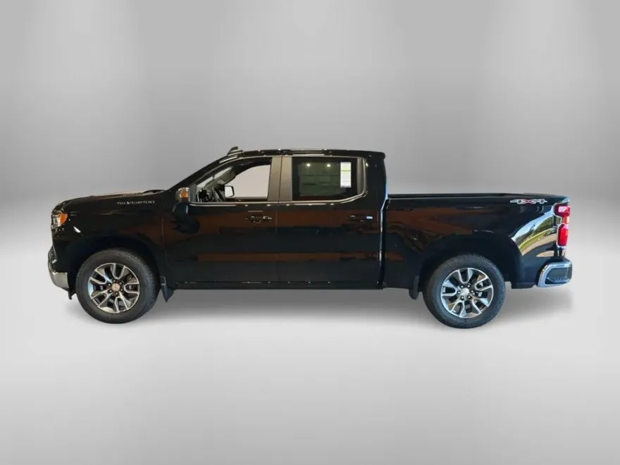 2026 Chevrolet Silverado 1500 LT photo 1