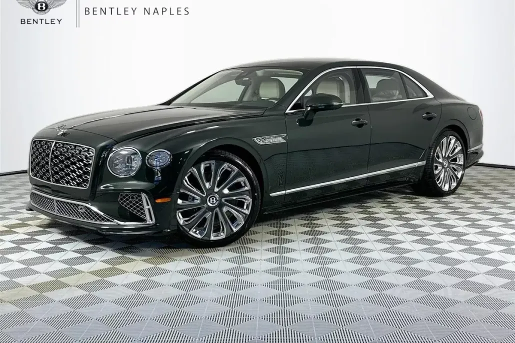 2025 Bentley Flying Spur Mulliner photo 1