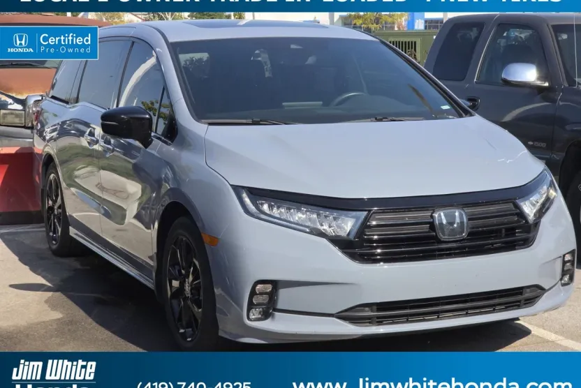 2023 Honda Odyssey Sport photo 1