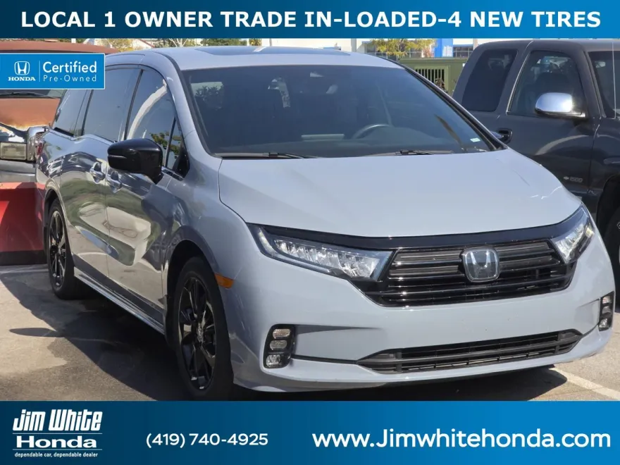 2023 Honda Odyssey Sport photo 1