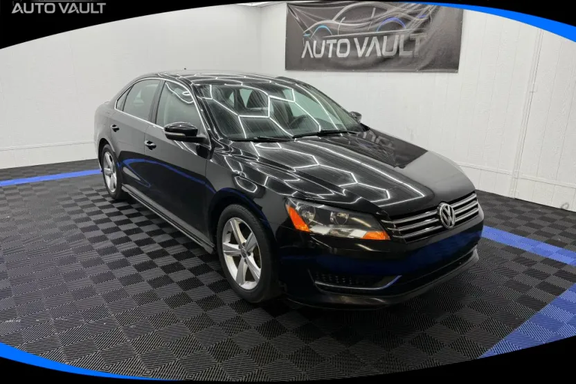 2014 Volkswagen Passat SE photo 1