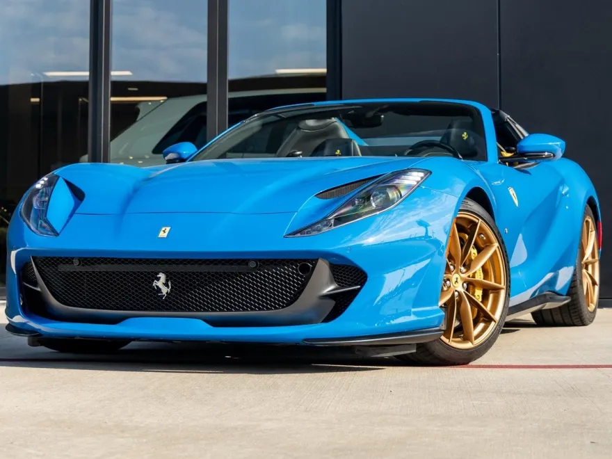2022 Ferrari 812 GTS Base photo 1