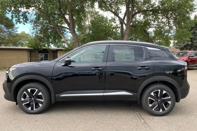2026 Nissan Kicks SV photo 1