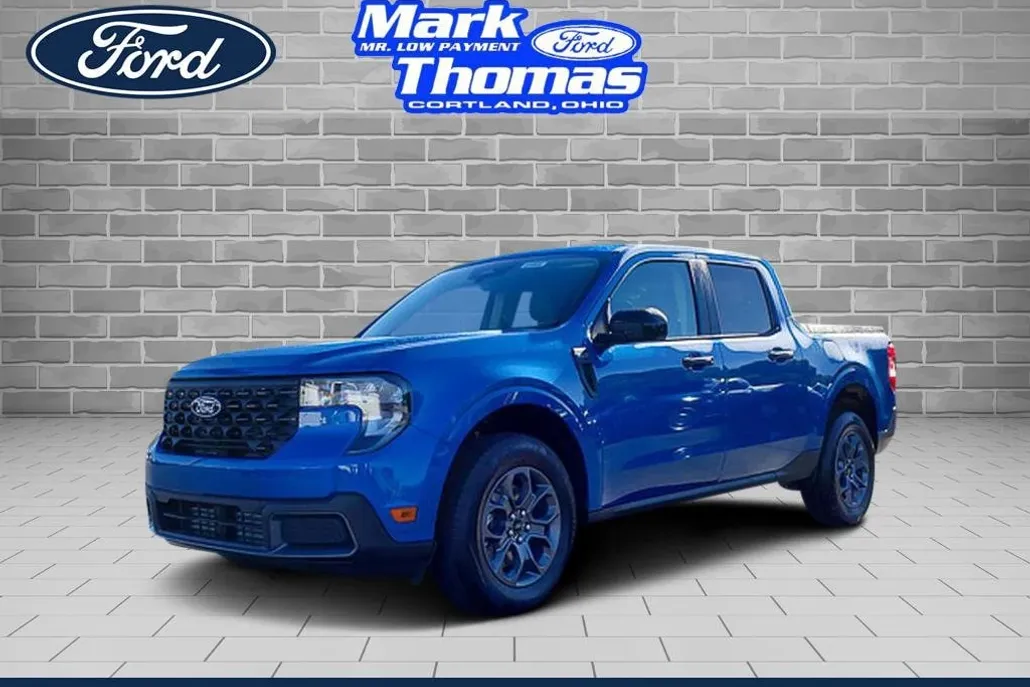 2025 Ford Maverick XLT photo 1