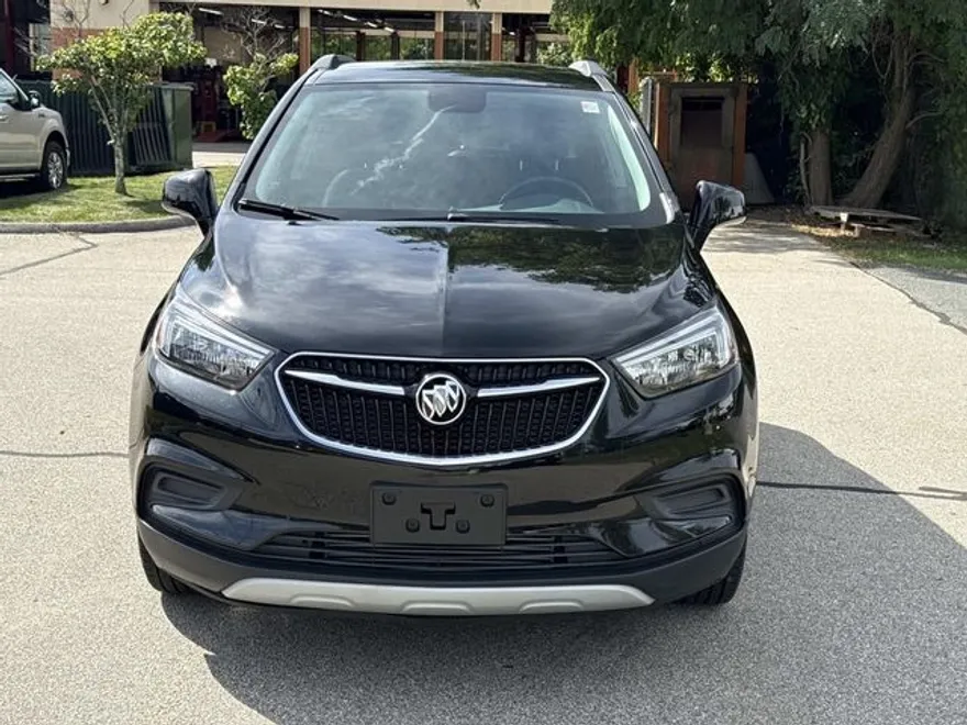 2022 Buick Encore Preferred photo 1