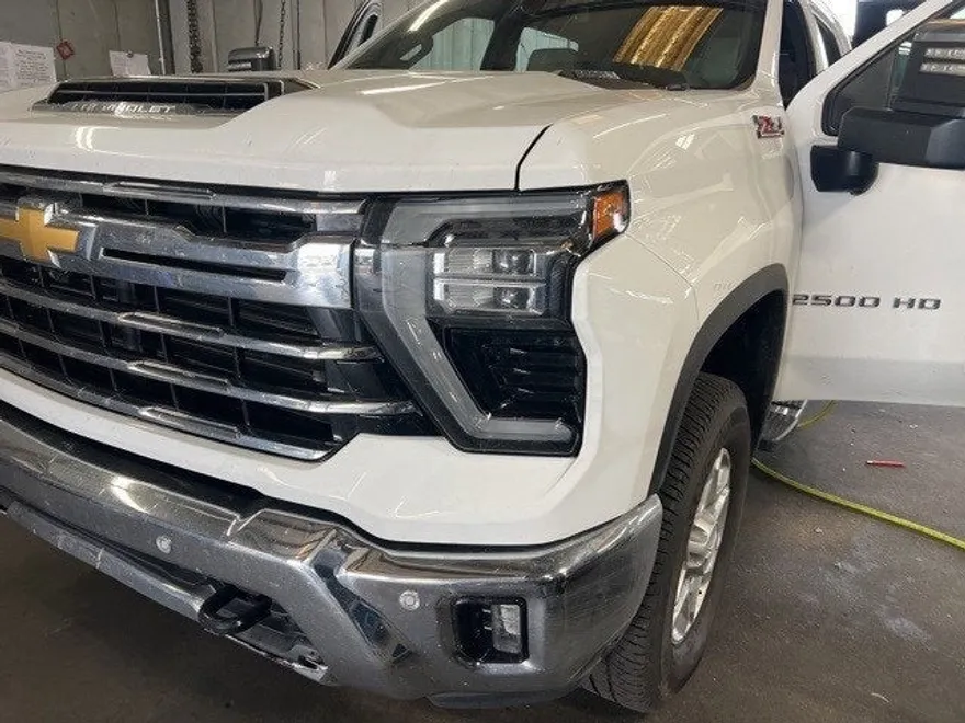 2024 Chevrolet Silverado 2500HD LTZ photo 1