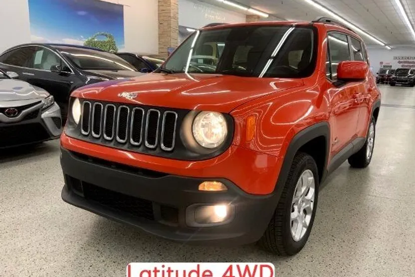 2015 Jeep Renegade Latitude photo 1