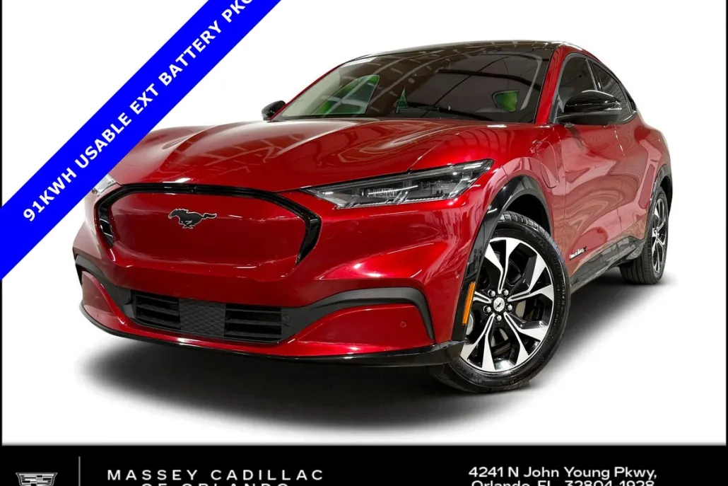 2022 Ford Mustang Mach-E Premium photo 1