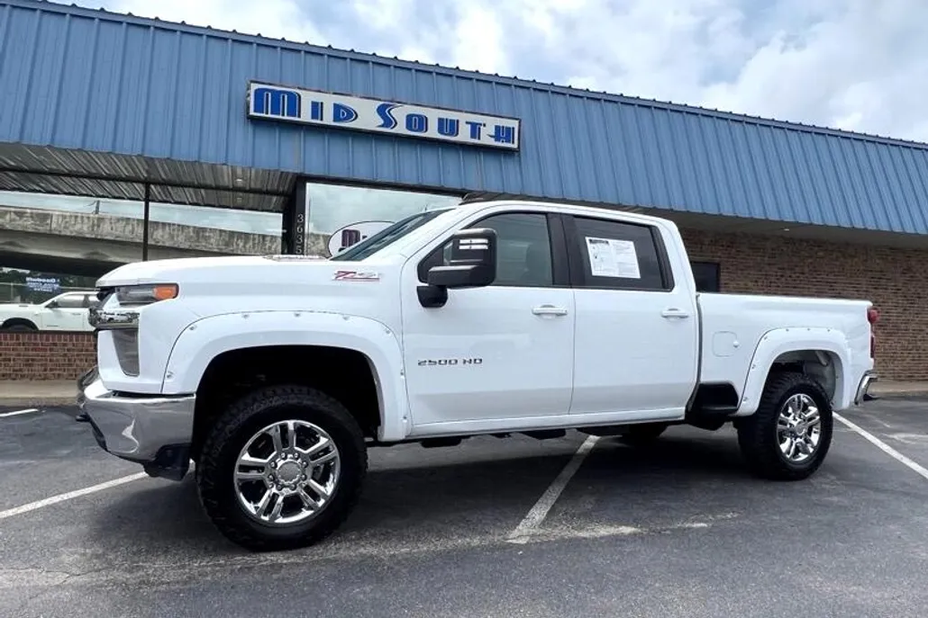 2020 Chevrolet Silverado 2500HD LT photo 1