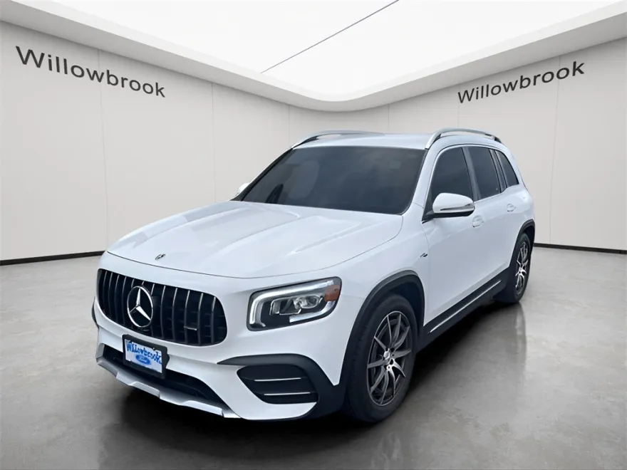 2023 Mercedes Benz GLB 35 AMG 4MATIC photo 1