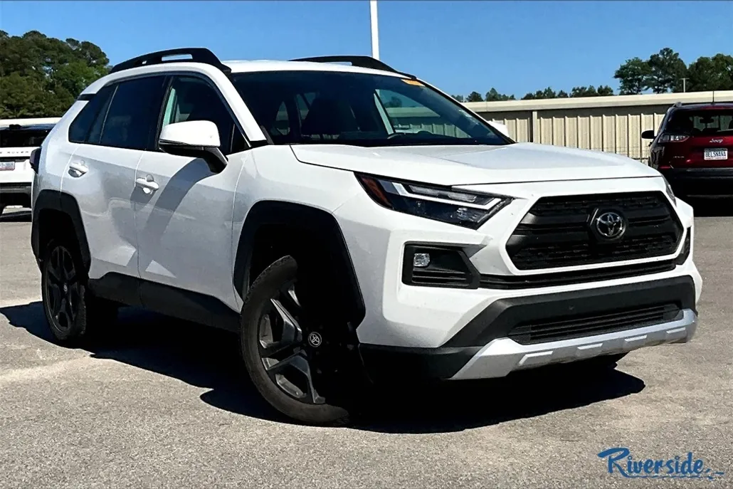 2023 Toyota RAV4 Adventure photo 1