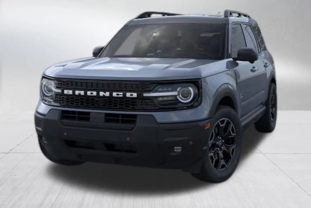 2025 Ford Bronco Sport Outer Banks photo 1
