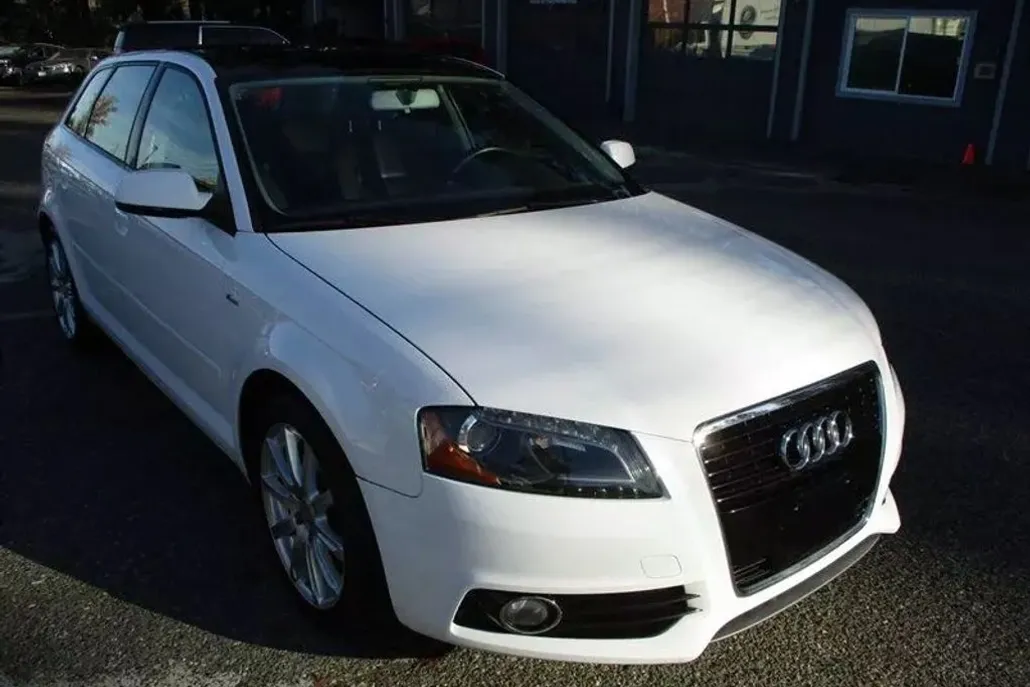 2011 Audi A3 Premium Plus photo 1