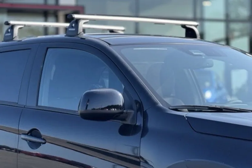 2025 Mitsubishi Outlander Sport ES SE LE photo 1