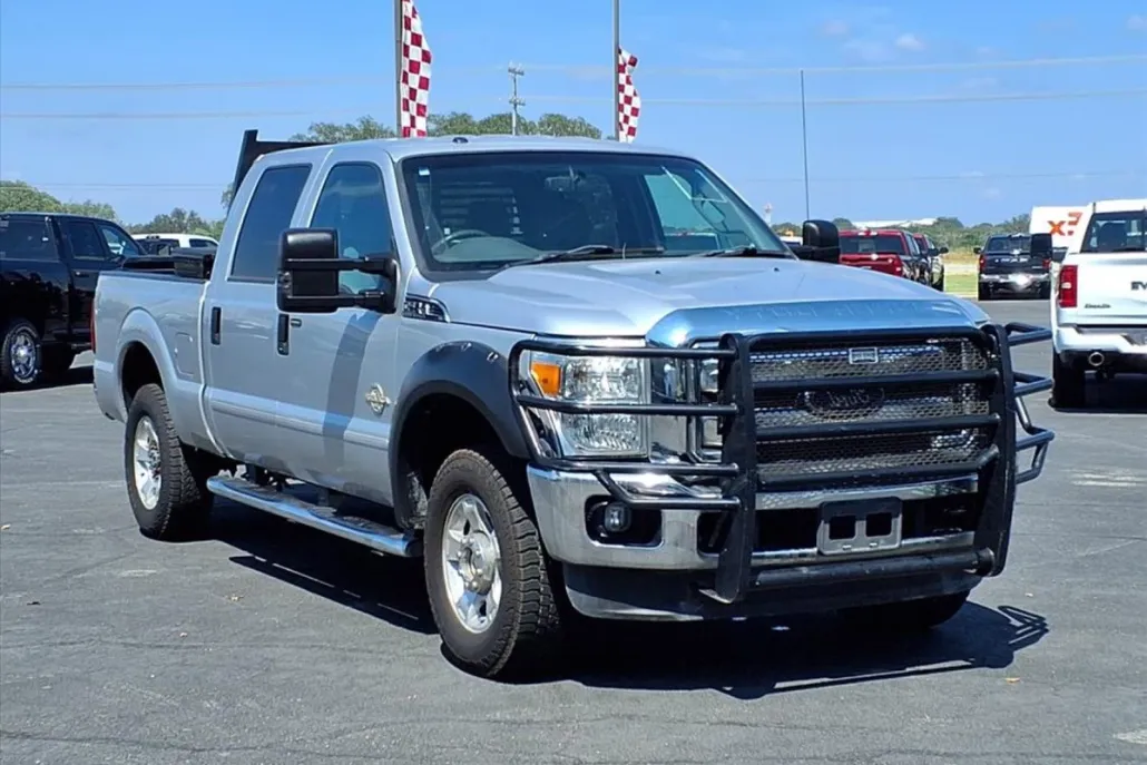 2016 Ford F-250 XLT photo 1