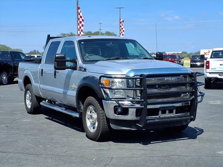 2016 Ford F-250 XLT photo 1