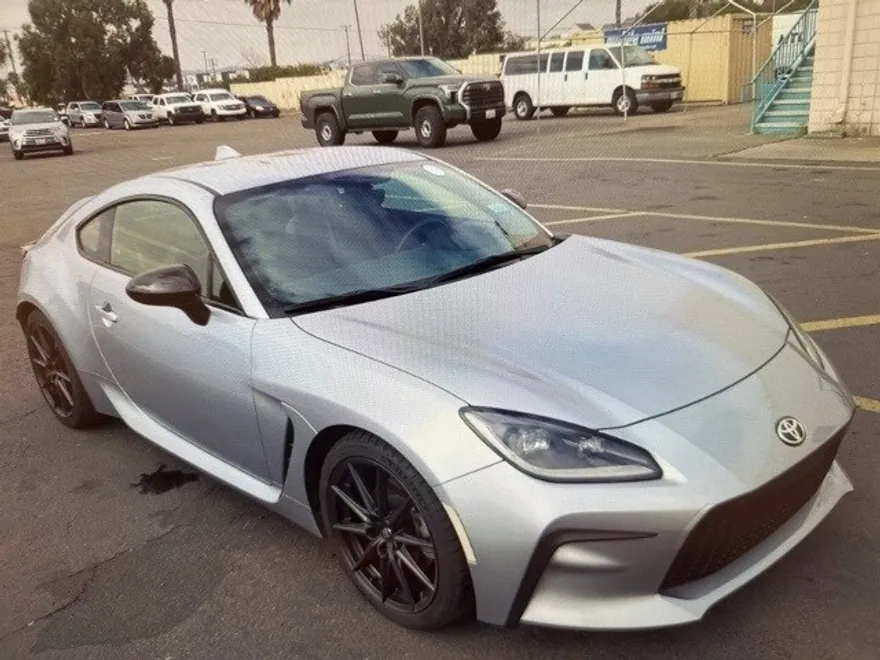 2022 Toyota GR86 Premium photo 1