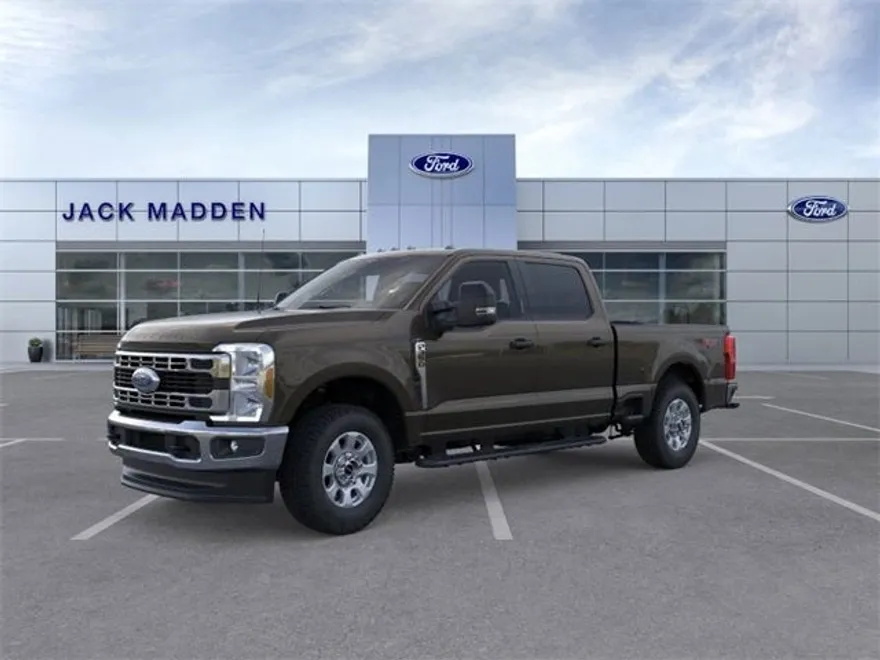 2025 Ford F-350 photo 1