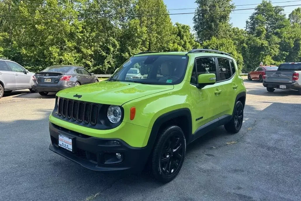 2018 Jeep Renegade Latitude North Edition photo 1