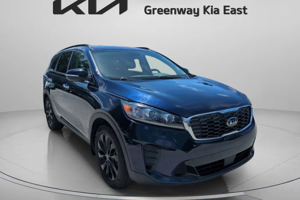 2020 Kia Sorento S photo 1