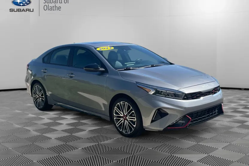 2022 Kia Forte GT photo 1