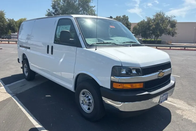 2025 Chevrolet Express Cargo 2500 Van photo 1