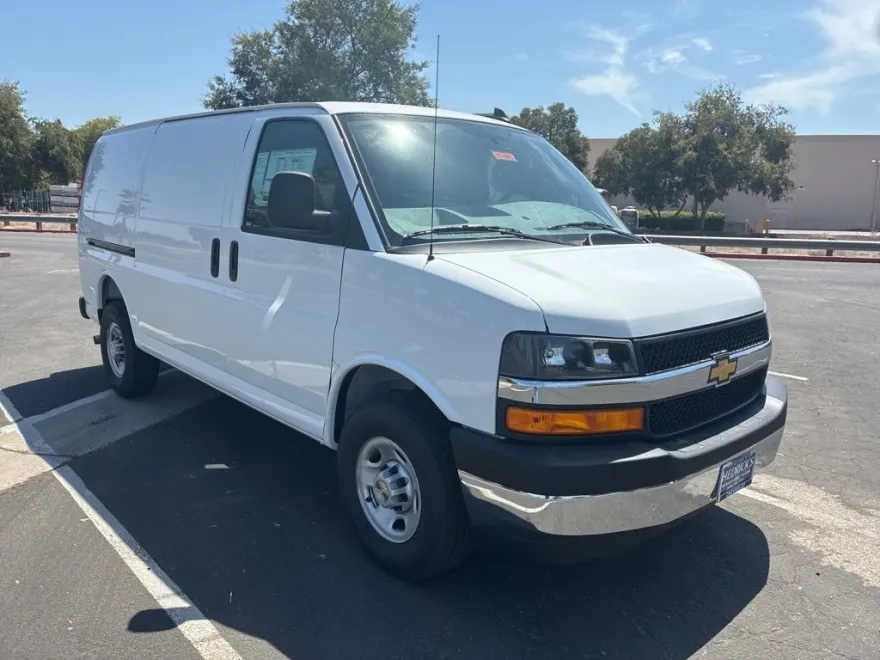 2025 Chevrolet Express Cargo 2500 Van photo 1