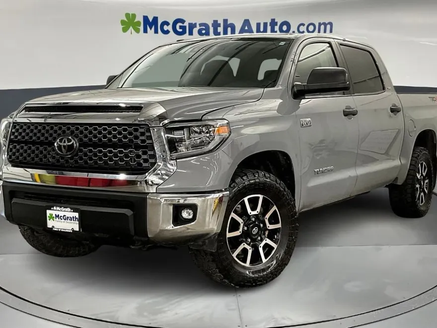 2018 Toyota Tundra SR5 photo 1