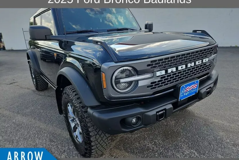 2025 Ford Bronco Badlands photo 1
