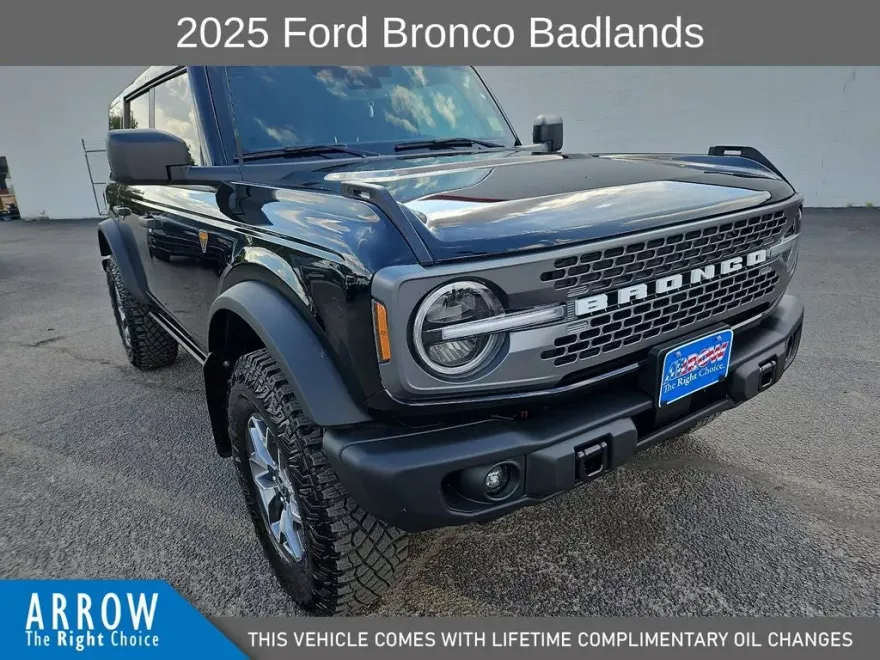 2025 Ford Bronco Badlands photo 1
