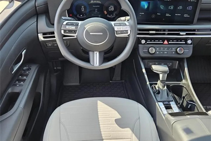 2026 Hyundai Santa Cruz SE photo 1
