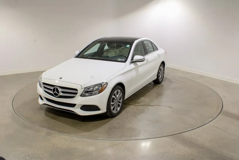 2018 Mercedes Benz C 300 4MATIC photo 1