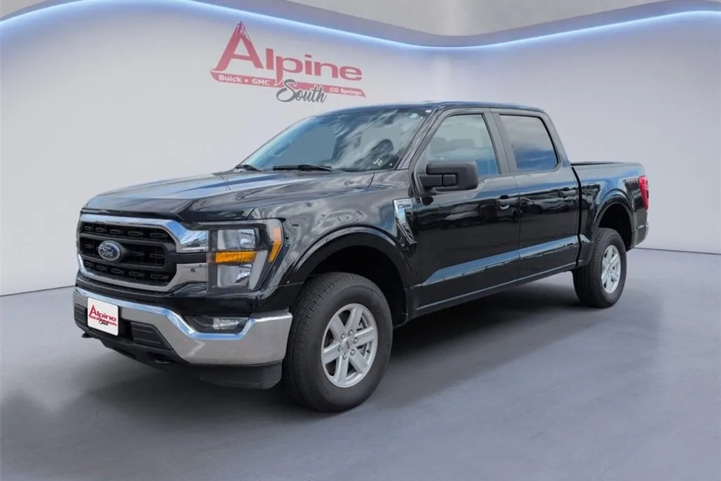 2023 Ford F-150 XL photo 1