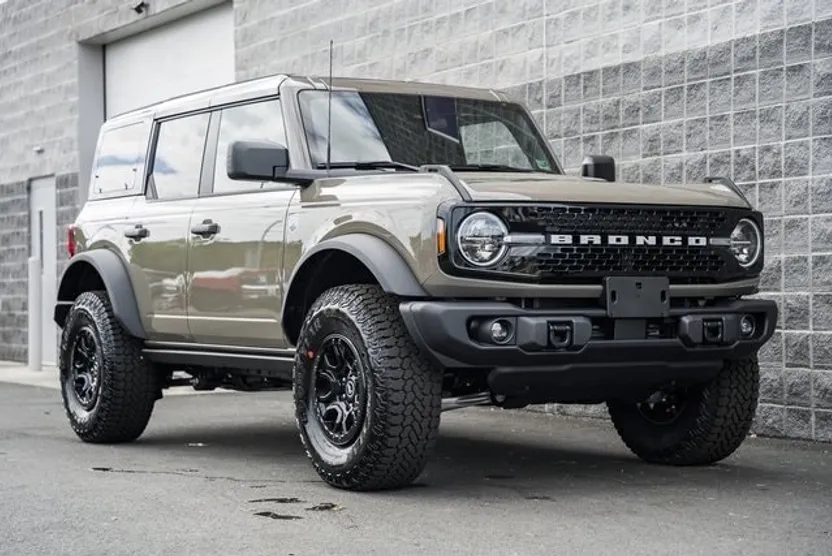 2025 Ford Bronco Big Bend photo 1