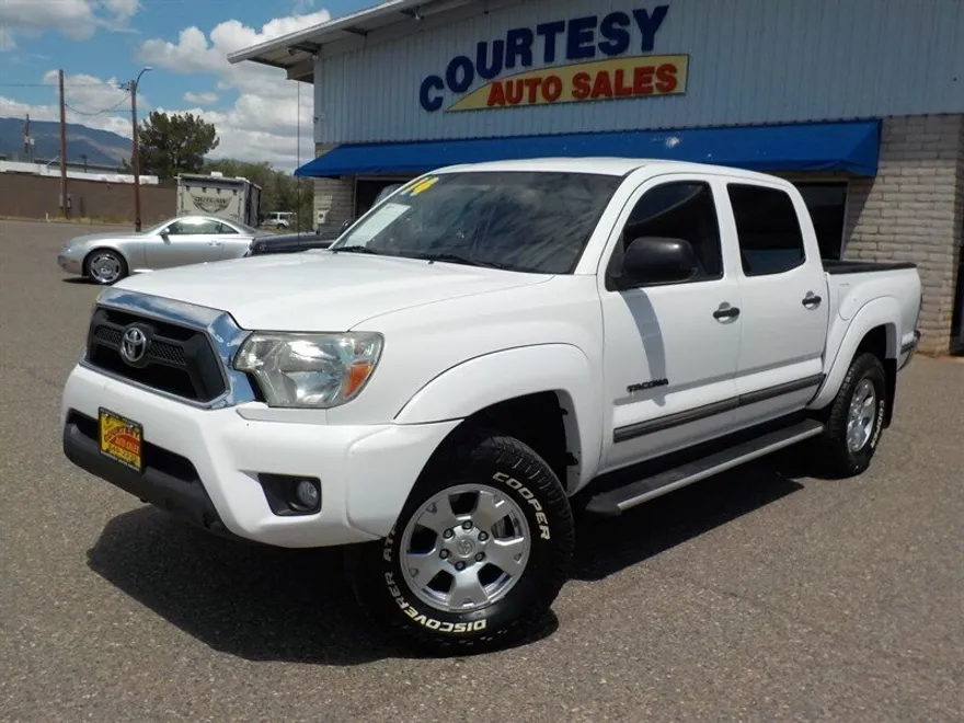2014 Toyota Tacoma PreRunner V6 SR5 photo 1