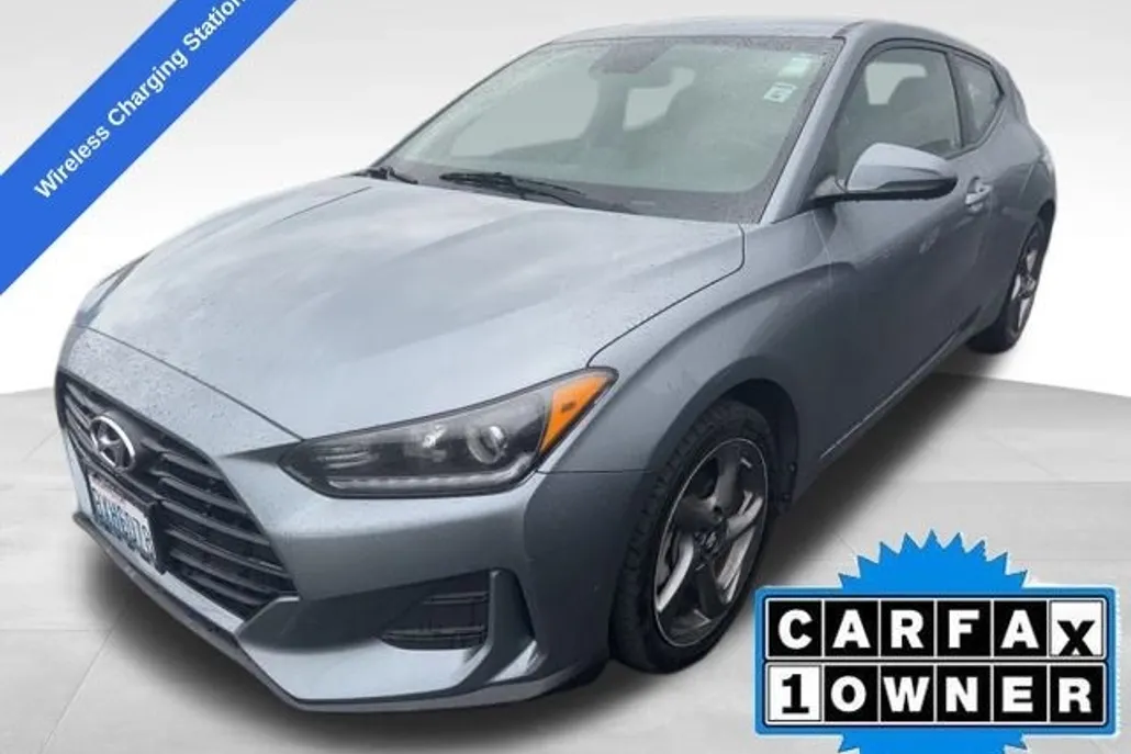 2020 Hyundai Veloster 2.0L Premium photo 1