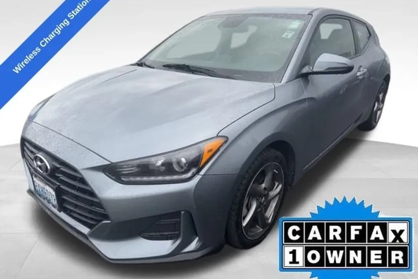 2020 Hyundai Veloster 2.0L Premium photo 1
