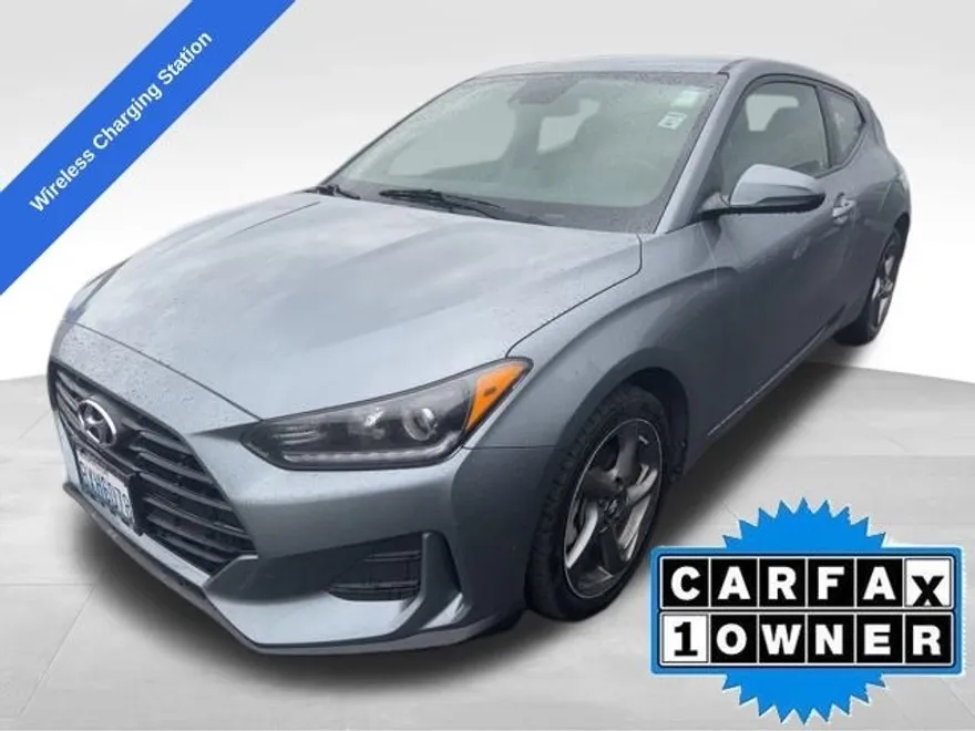 2020 Hyundai Veloster 2.0L Premium photo 1