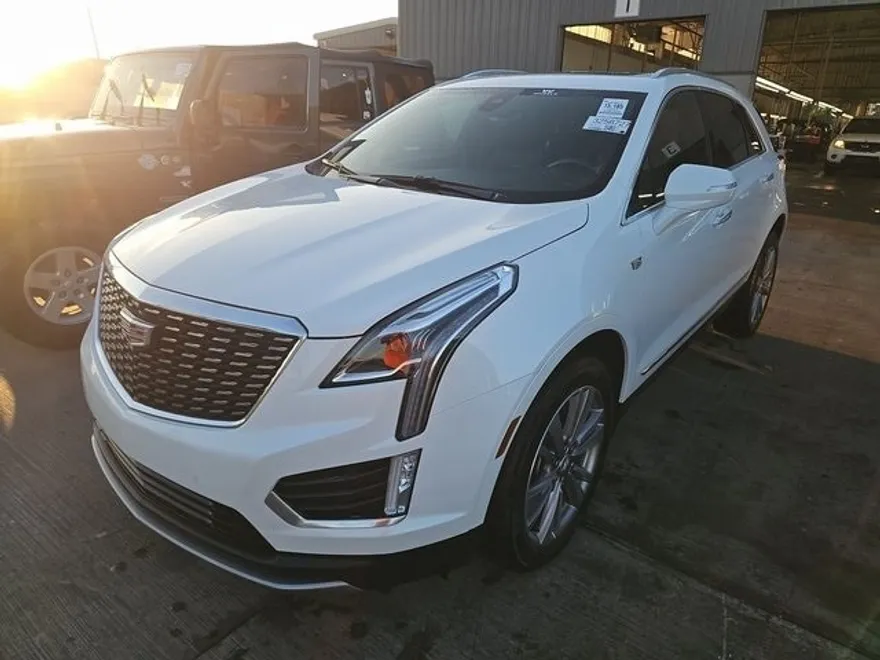 2024 Cadillac XT5 Premium Luxury photo 1