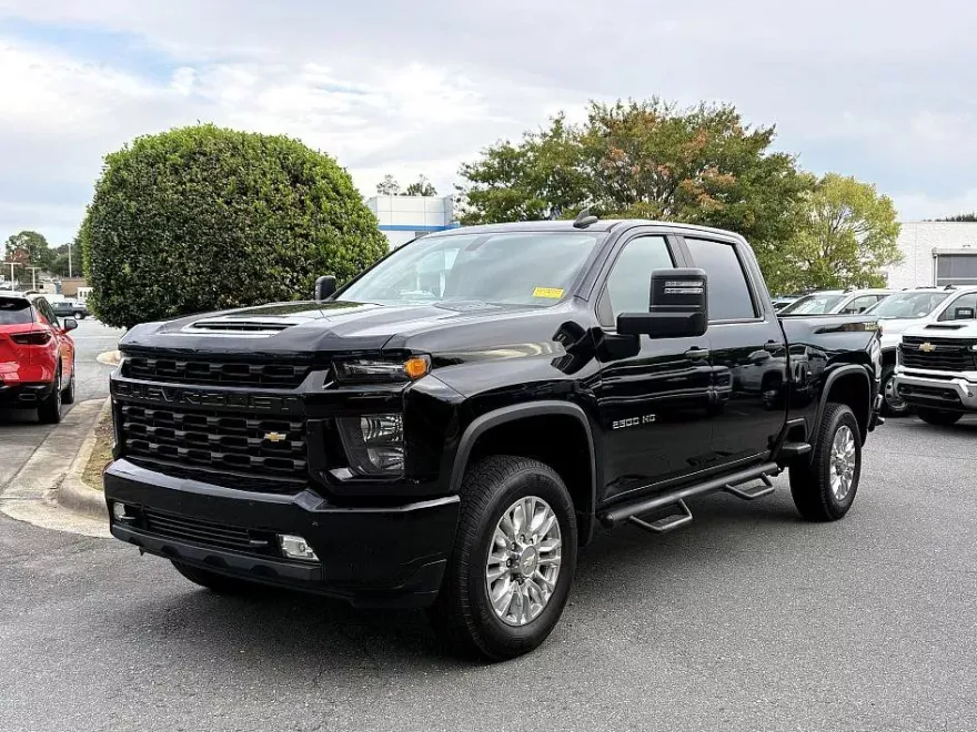 2020 Chevrolet Silverado 2500HD Custom photo 1